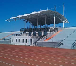 長春一汽高等?？茖W(xué)校操場膜結(jié)構(gòu)看臺