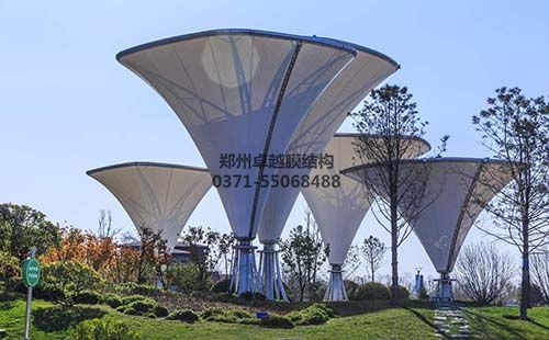 使用材料直接決定膜結(jié)構(gòu)設施的使用壽命