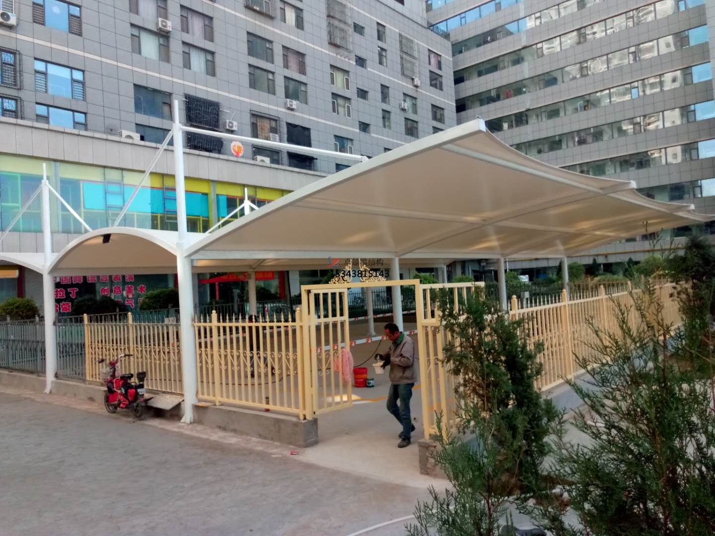 太原市小店社區(qū)膜結(jié)構車棚案例