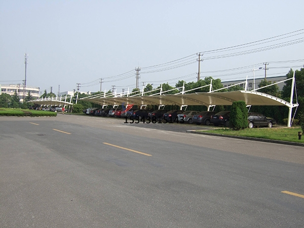 武功<font color='red'>膜結(jié)構(gòu)停車棚</font>【生產(chǎn)銷售】遮陽棚雨棚