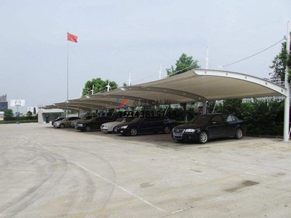 西和<font color='red'>膜結(jié)構(gòu)停車棚</font>【設(shè)計(jì)生產(chǎn)安裝】