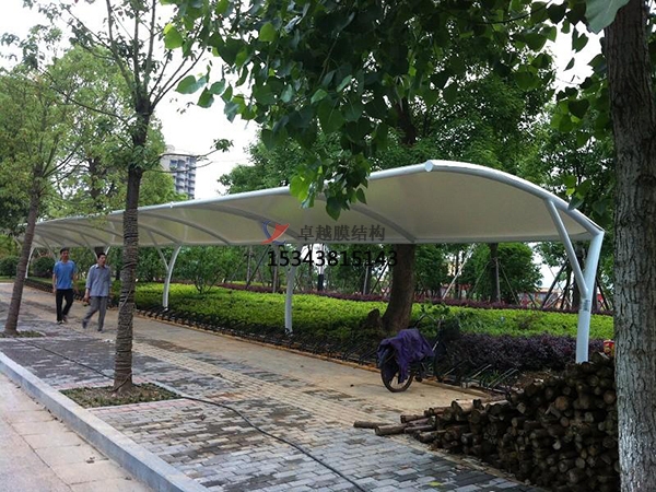 膜結(jié)構(gòu)雨棚遮陽棚效果怎么樣？