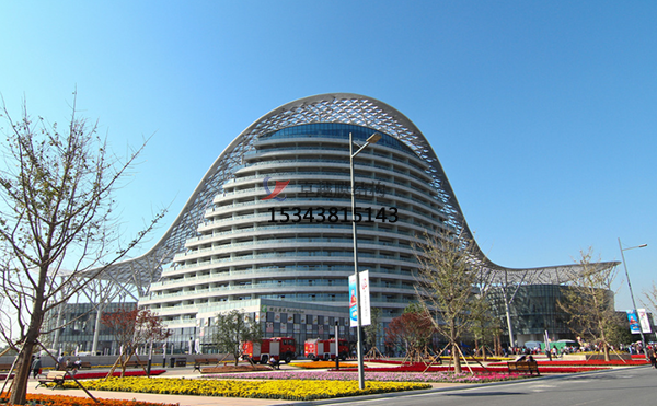 如何避免膜結(jié)構(gòu)起皺？【膜材品牌】