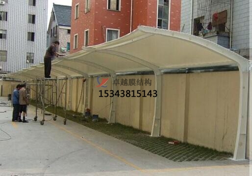 西安商業(yè)廣場雨棚搭建