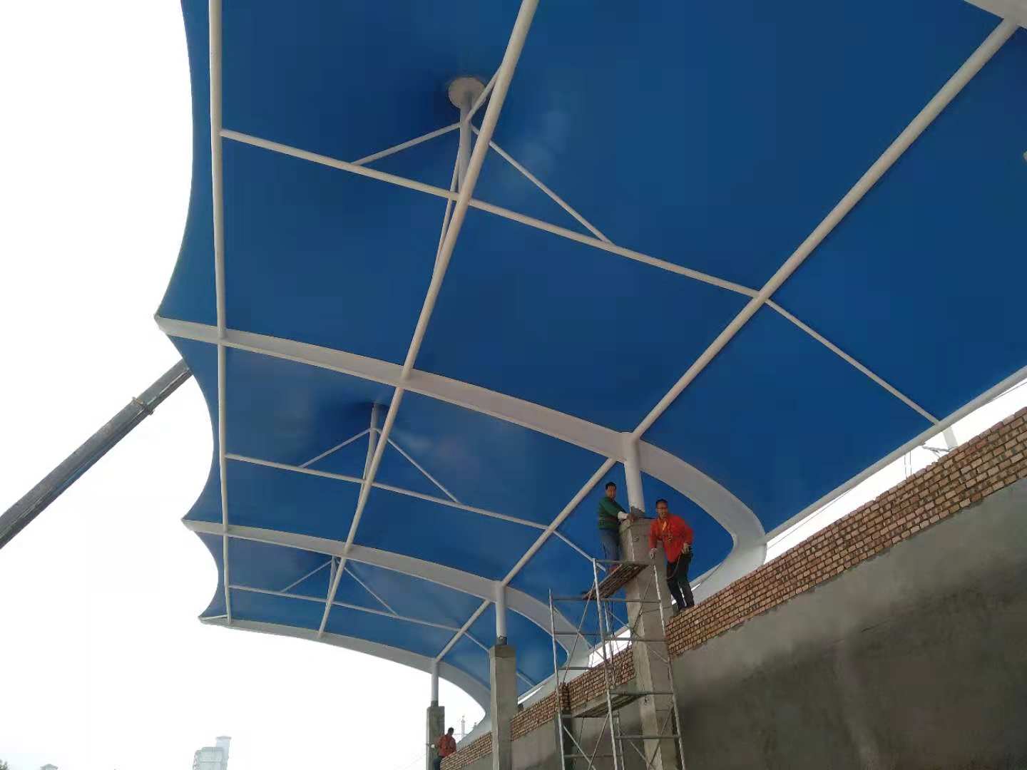 如何對(duì)膜結(jié)構(gòu)工程進(jìn)行維護(hù)保養(yǎng)？