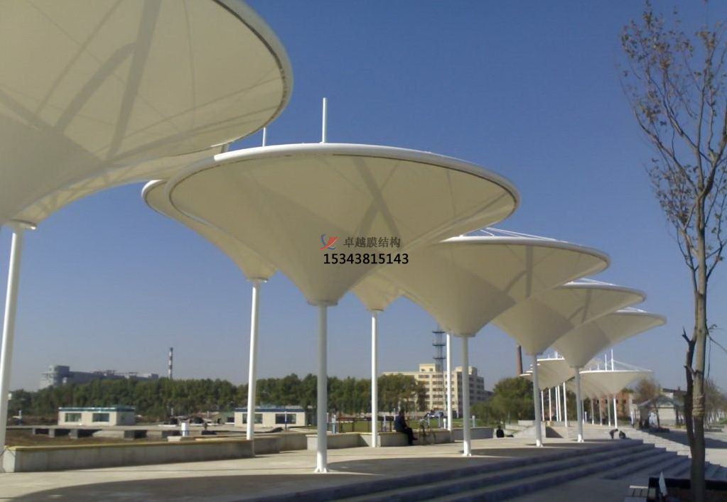 景觀膜結構出現(xiàn)以下問題，這正常么？