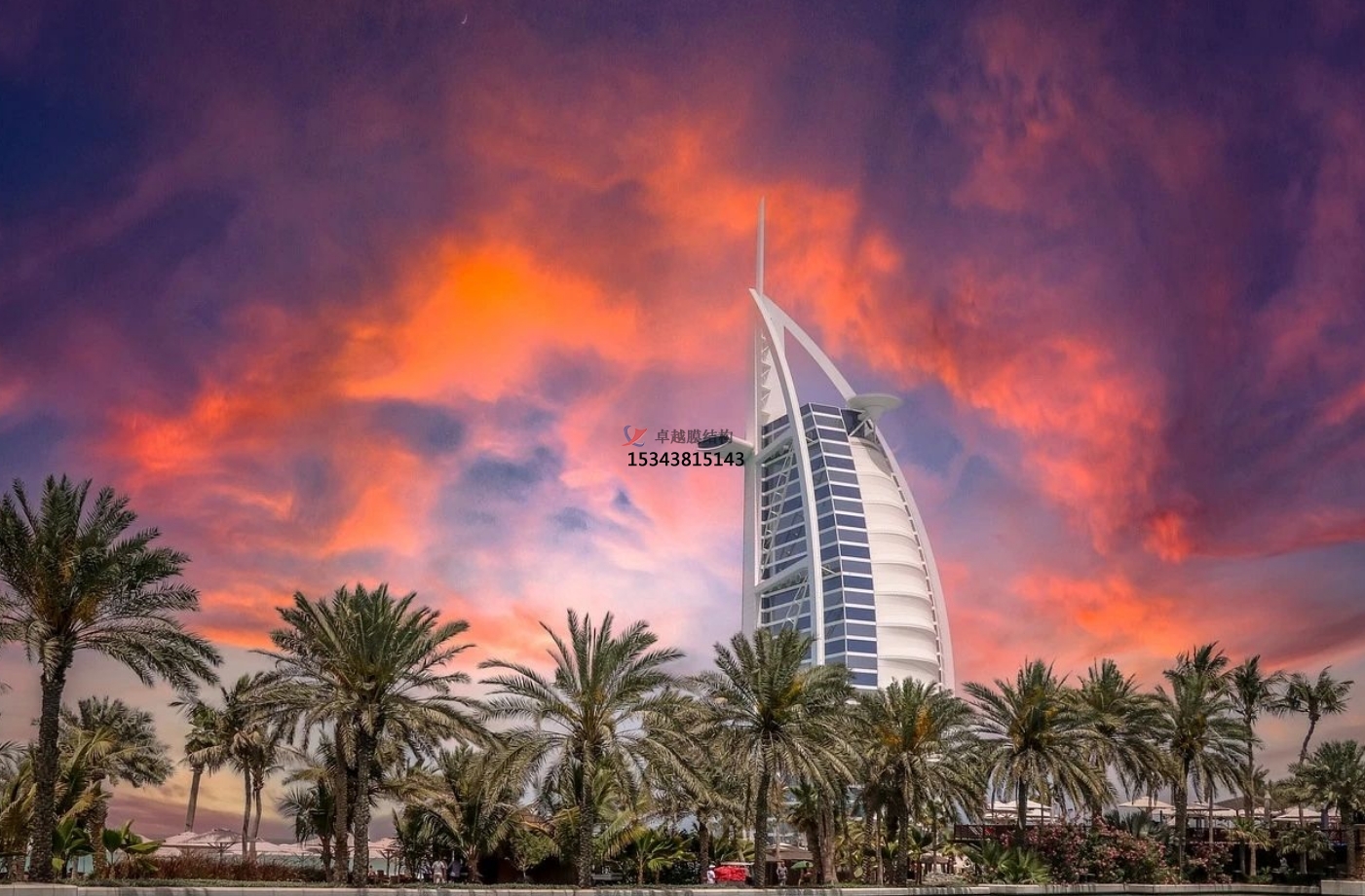 海口商業(yè)廣場(chǎng)膜結(jié)構(gòu)——?？谀そY(jié)構(gòu)公司專(zhuān)業(yè)廠家