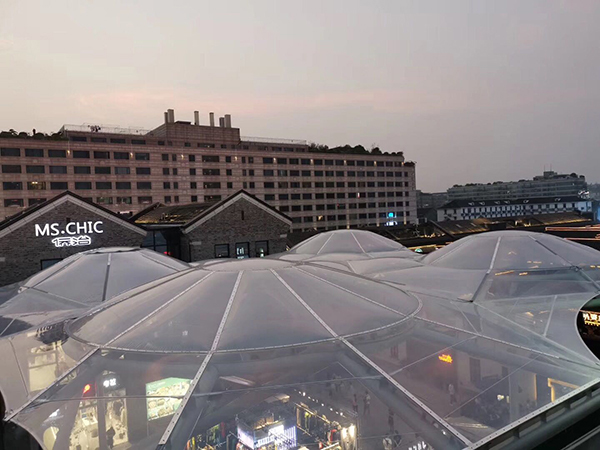 ETFE膜結(jié)構(gòu)材料的種類有哪些？如何選購適合自己的ETFE膜結(jié)構(gòu)？