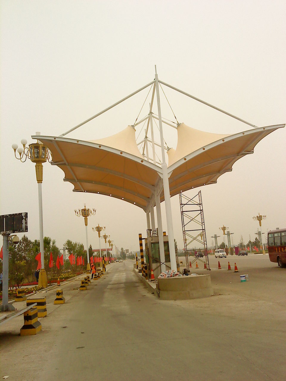 收費站膜結構是什么？收費站膜結構有哪些優(yōu)勢？