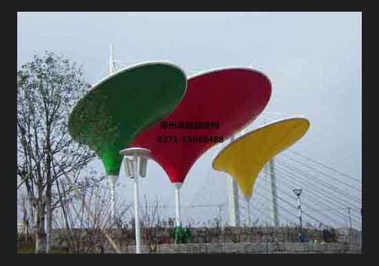 呂梁地下入口膜結(jié)構(gòu)/膜結(jié)構(gòu)頂棚/地下出入口膜結(jié)構(gòu)罩棚