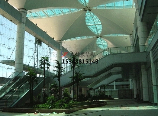 安康張拉膜籃球場(chǎng)遮陽(yáng)棚生產(chǎn)廠家設(shè)計(jì)施工【安康學(xué)院張拉膜籃球場(chǎng)遮陽(yáng)棚】等項(xiàng)目