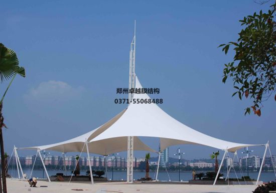 膜結(jié)構(gòu)地下車(chē)庫(kù)入口保潔