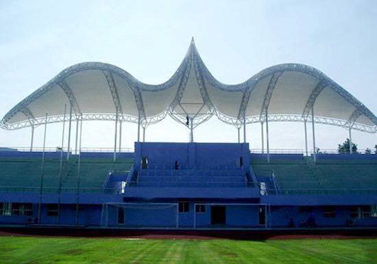 高爾夫膜結(jié)構(gòu)應(yīng)該怎樣選擇合適的膜材？