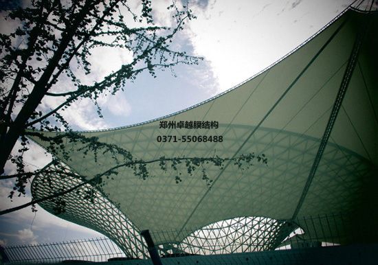 膜結(jié)構(gòu)自行車棚